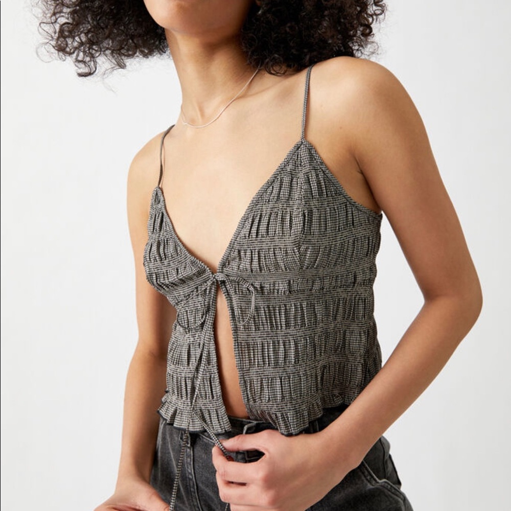 Kendall & Kylie 
Shirred Smocked Tie Cami Top